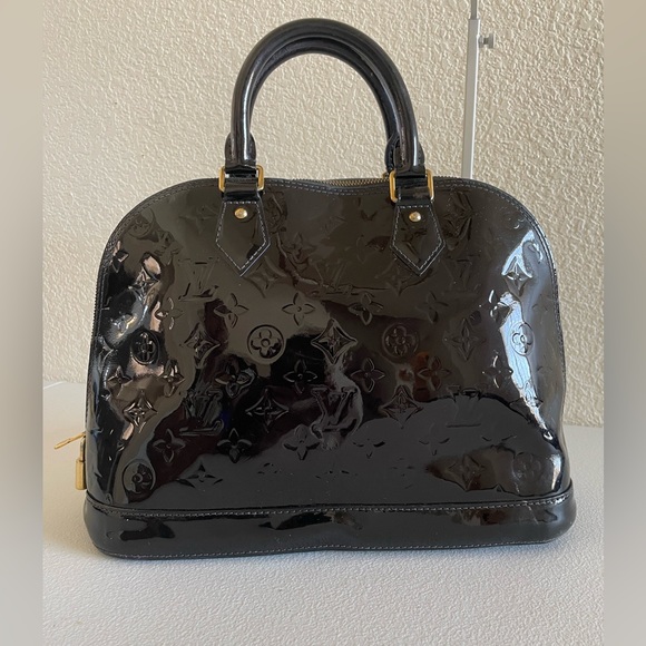 Louis Vuitton Alma bag - Picture 6 of 10